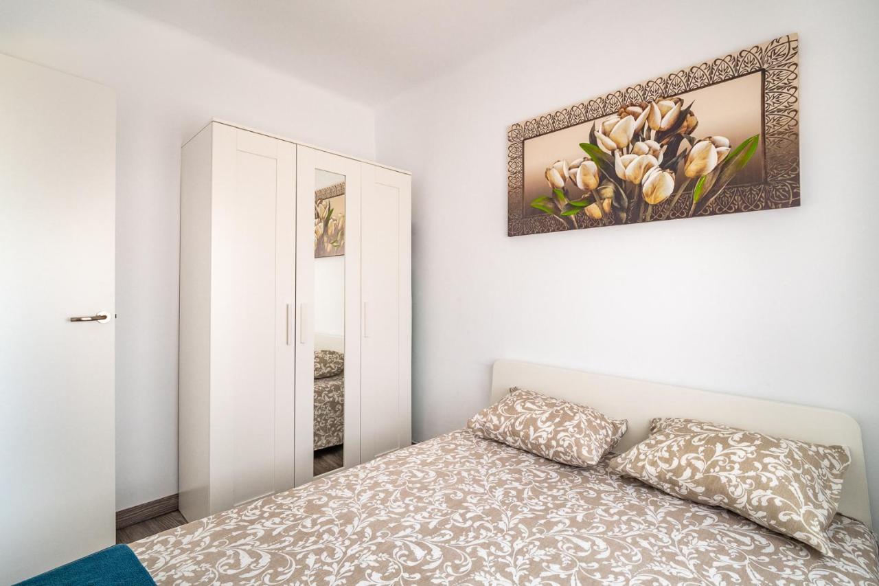 Lovely Apartment Barca 2 圣阿德里安-德贝索斯 外观 照片